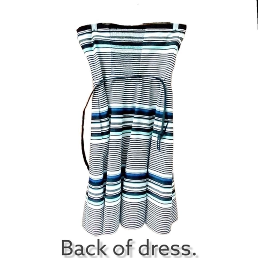 White House Black Market Sleeveless Stripped Mini dress. - Picture 5 of 10